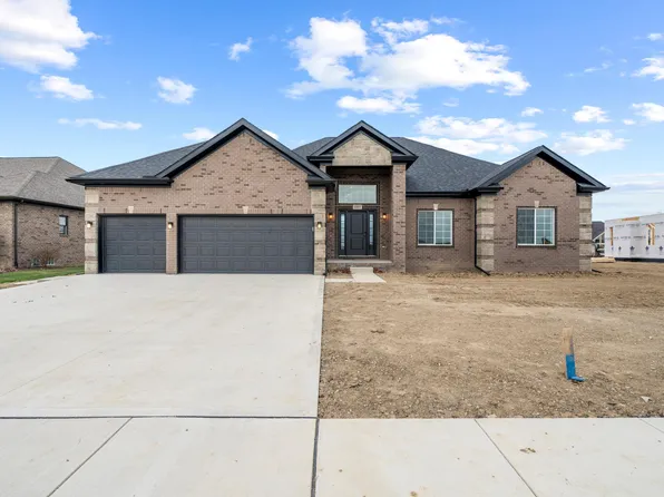 8465 Cobblestone Dr, Newport, MI 48166