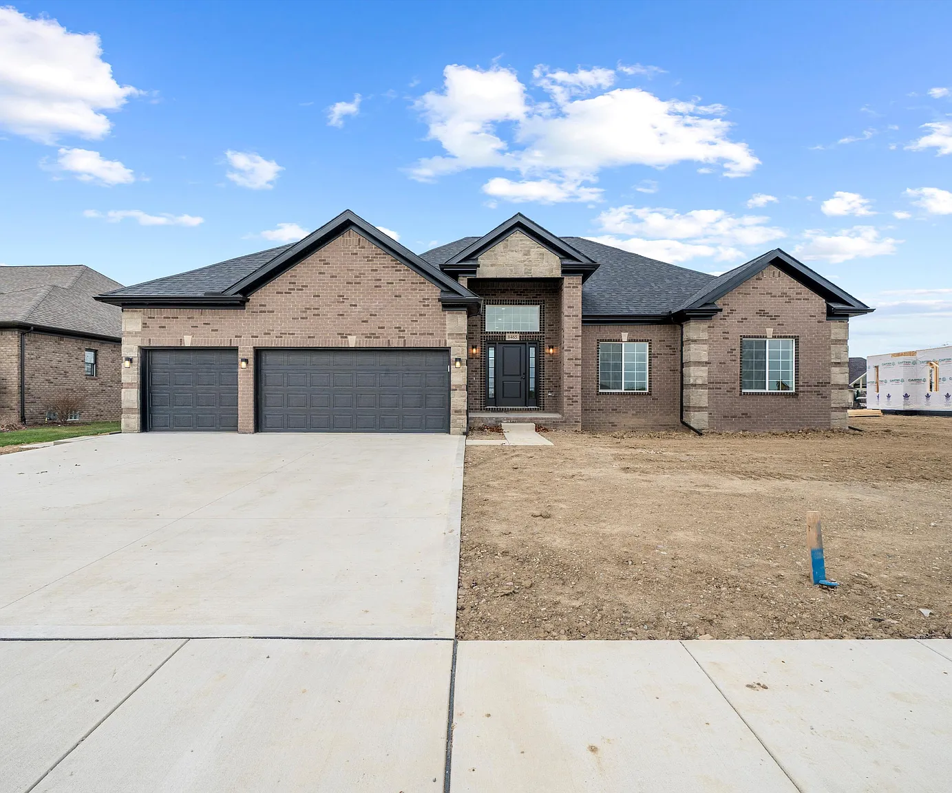 8465 Cobblestone Dr photo 1