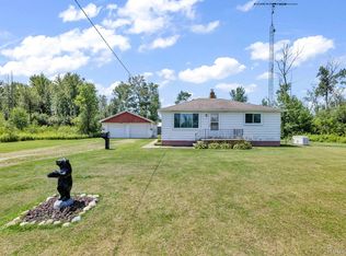 3145 N Lakeshore Rd, Port Hope, MI 48468
