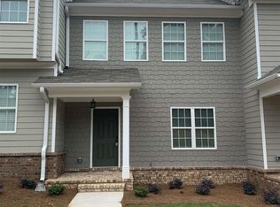 1481 Bluff Valley Cir, Gainesville, GA 30504