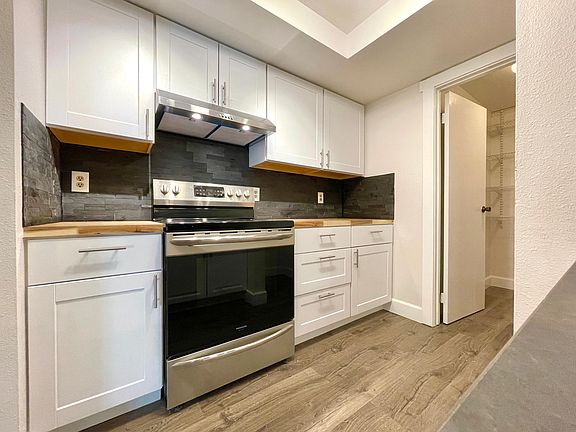 2nd image of 14556 NE 31st St APT G203