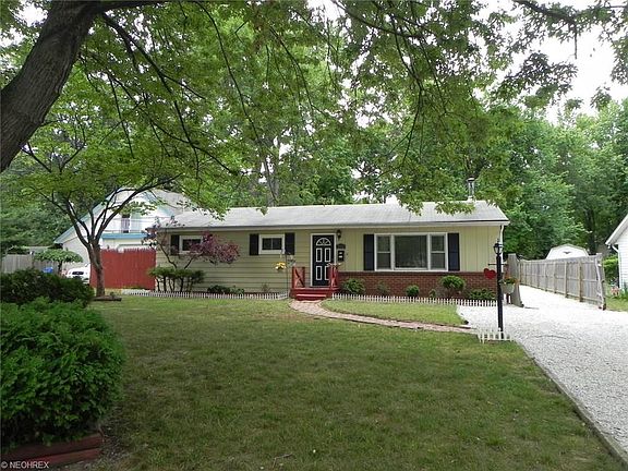 2nd image of 7370 Shamrock Dr