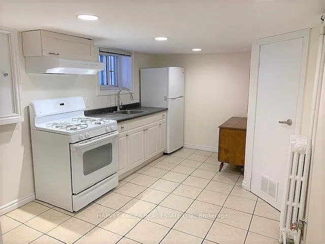 541 Palmerston Blvd #BASEMENT — Photo 5