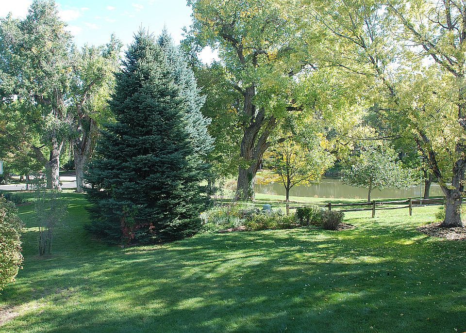 2nd image of 2533 W Houstoun Waring Cir
