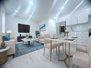 31-88 43rd St #3R, Astoria, NY 11103