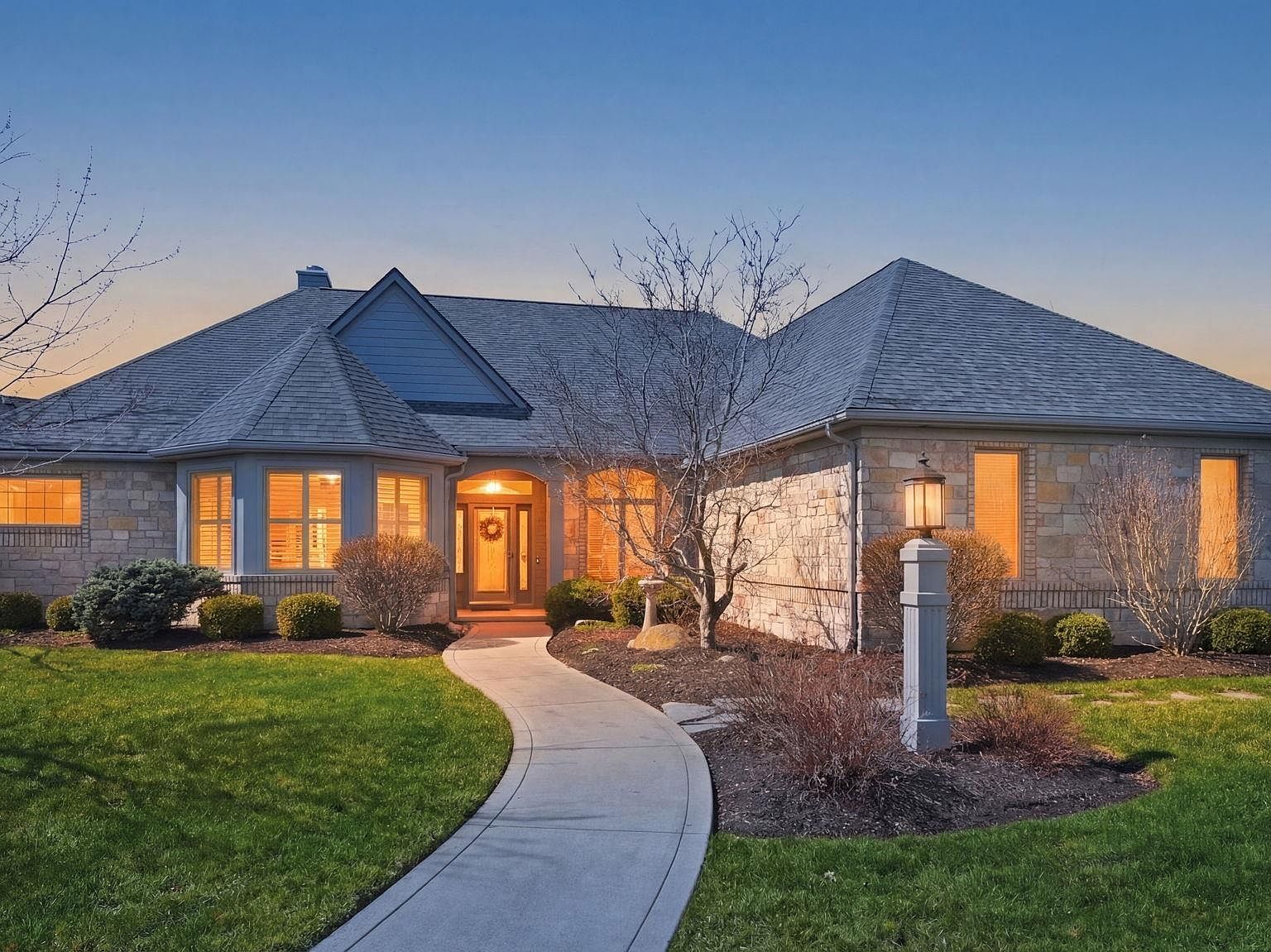 15725 Golden Eagle Cv, Huntertown, IN 46748 | Zillow