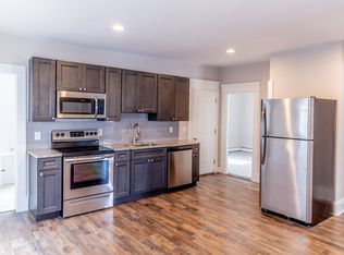 185 Dean St #2, Providence, RI 02903