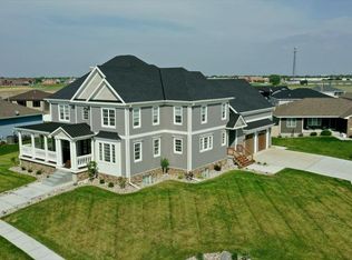 3936 Chukar Cir, Grand Island, NE 68803