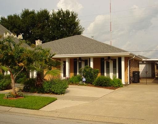 1st image of 3305 Delille St
