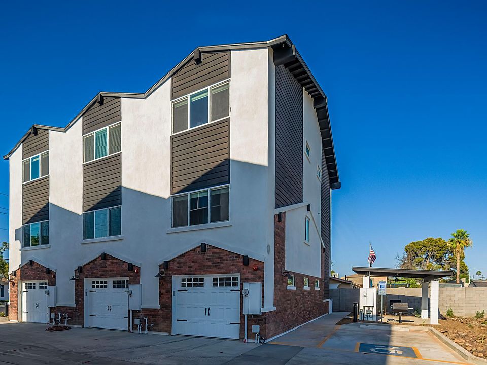 1st image of 3723 E Earll Dr