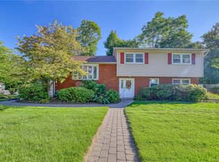 6 Susan Dr, Newburgh, NY 12550