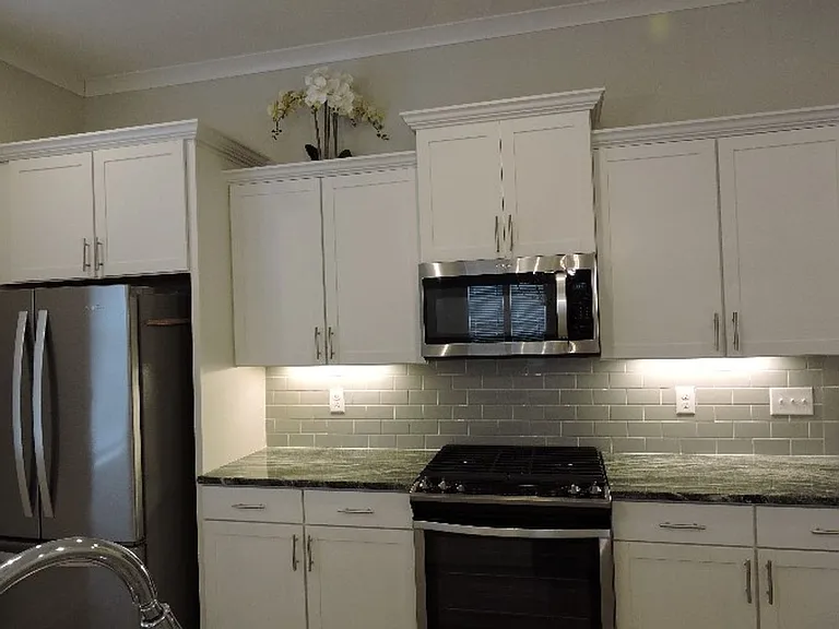 15042 Vintage Jade Ct — Photo 6