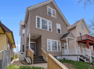 3123 W Garfield Ave #3125, Milwaukee, WI 53208