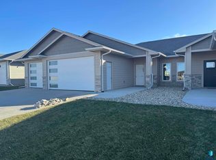 5413 W Vision Cir, Sioux Falls, SD 57107