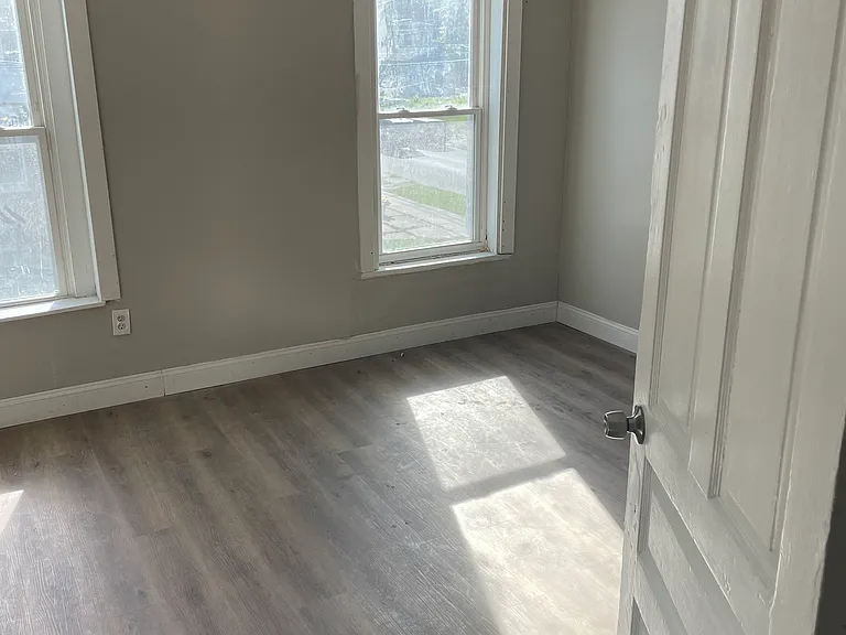 2404 Reel St — Photo 2