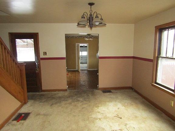 5th image of 206 Poplar Ave