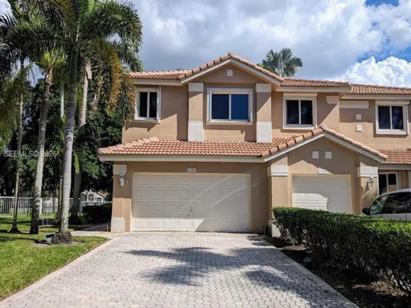 1181 SW 158th Ave, Hollywood, FL 33027