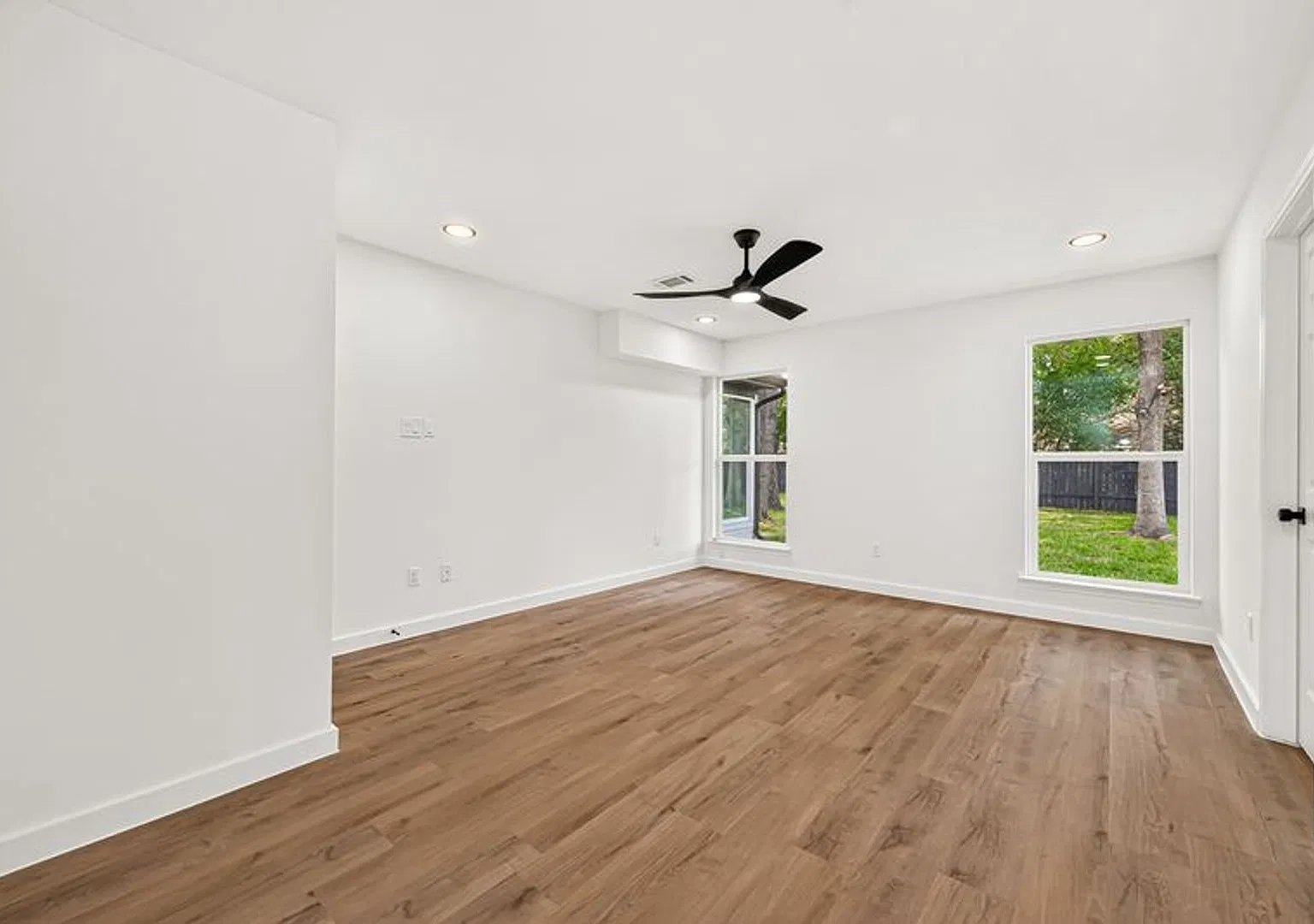 Amazing Opportunity - Newly Renovated 3 BR Gem! — Photo 3