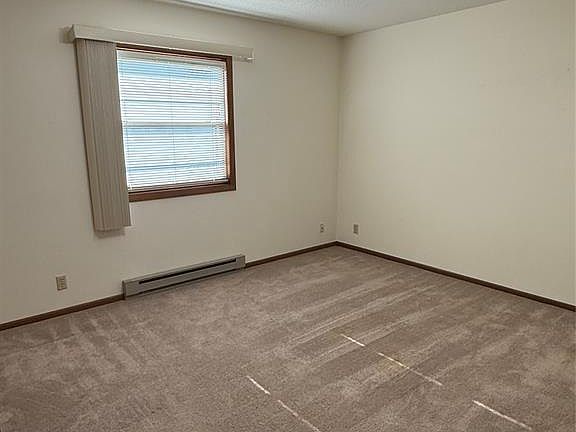 5th image of 3458 Miller Street
