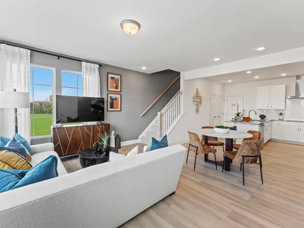 134 N White St #100, Wake Forest, NC 27587