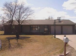 3315 N Homestead St, Hutchinson, KS 67502