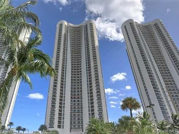 4th image of 15901 Collins Ave APT 3606