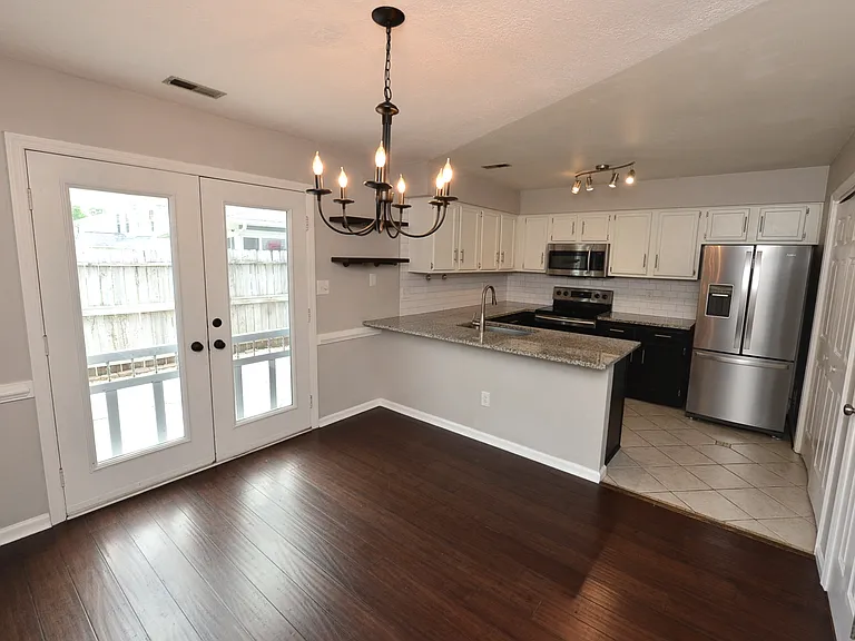 534 Pine Tops Ct — Photo 8