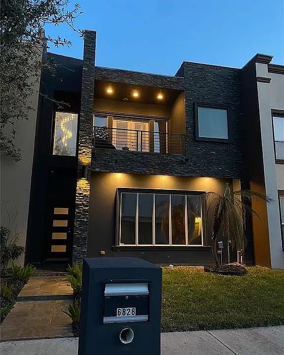 1st image of 6828 N 4th St