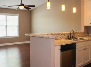 700 N State St UNIT C, Freeburg, IL 62243