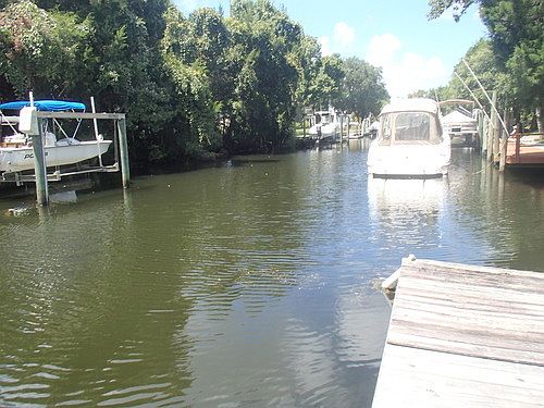 5th image of 1850 NW 19th St