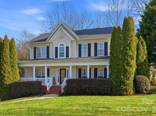 2712 25th St NE, Hickory, NC 28601