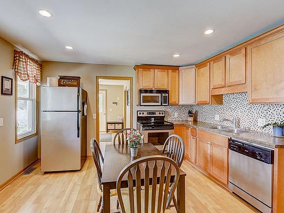 3rd image of 8921 County Road Y