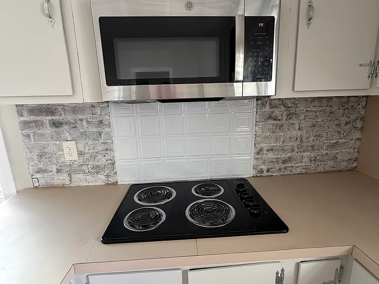 35 Catherine St #1 — Photo 18