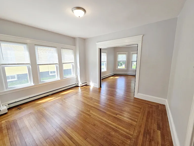 21 Ogden St #1 — Photo 8