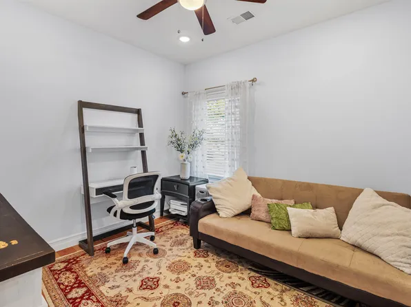 145 Bleecker Street image 25 of 39