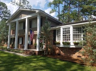 102 Longleaf Dr, Moultrie, GA 31768