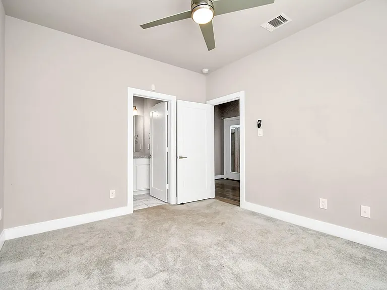 3538 Noah St — Photo 4