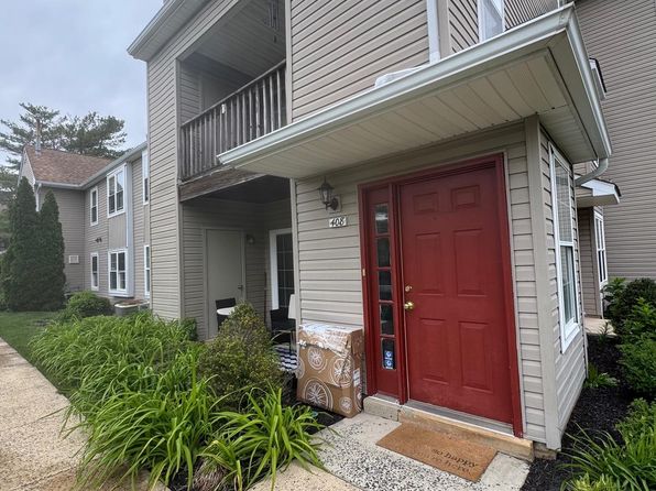 408 Firethorne Ct