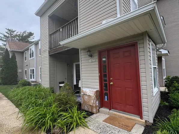 408 Firethorne Ct, Sewell, NJ 08080