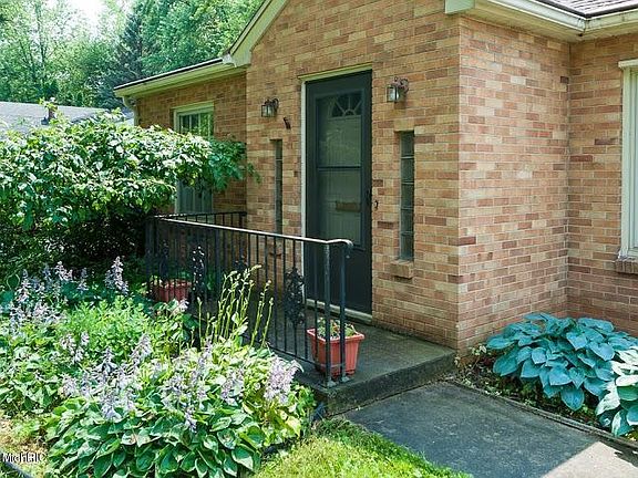 2nd image of 3324 Konkle St