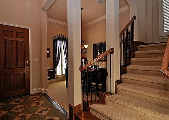 2nd image of 8408 Gleneagles Ct