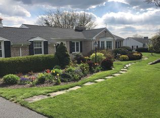 1110 Donegal Springs Rd, Mount Joy, PA 17552