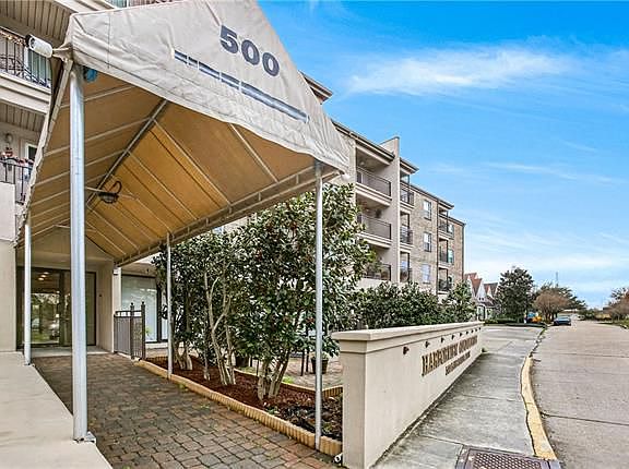 4th image of 500 Lake Marina Ave APT 423