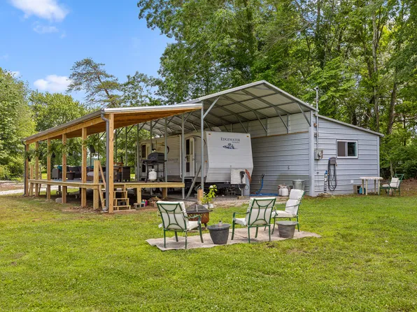 77 Homer Layne Rd, Tracy City, TN 37387