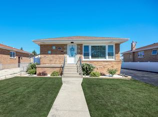 6122 W 80th Pl, Burbank, IL