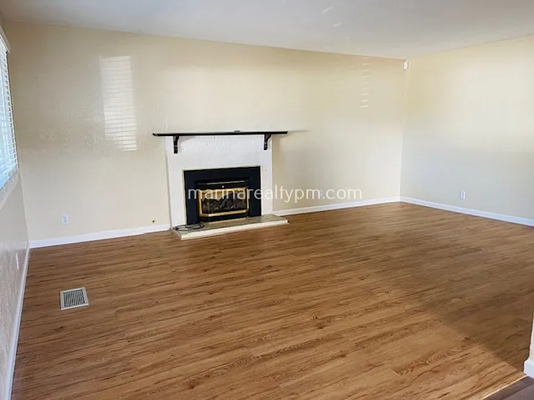 115 Graves Ct — Photo 10