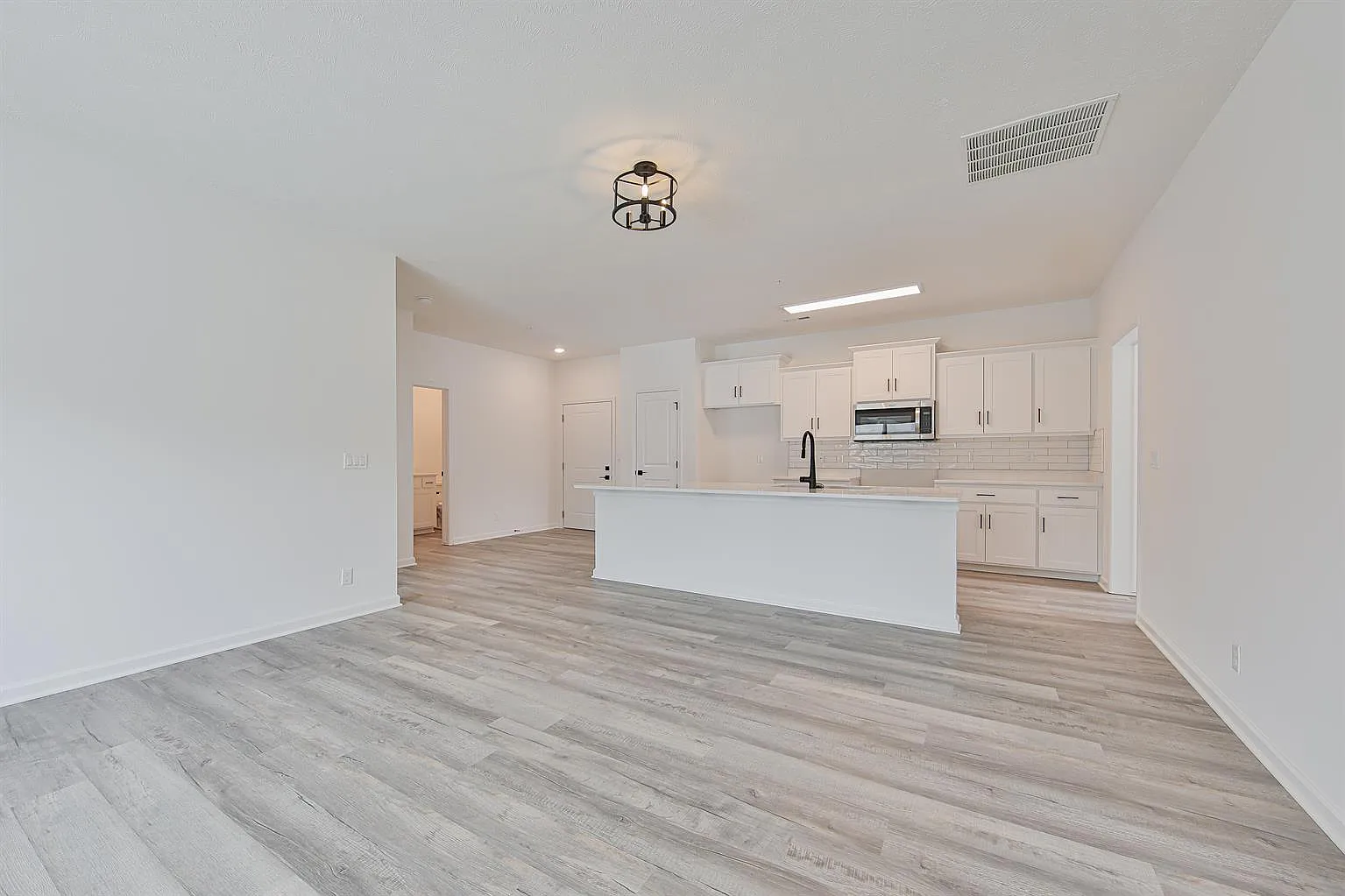 Bellbrook Apartments — Photo 4