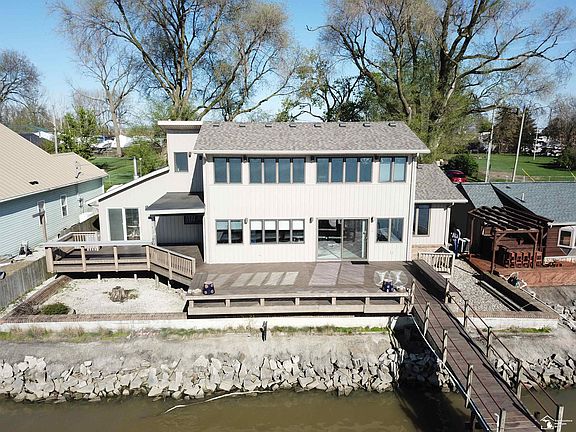 5th image of 6551 Edgewater Dr