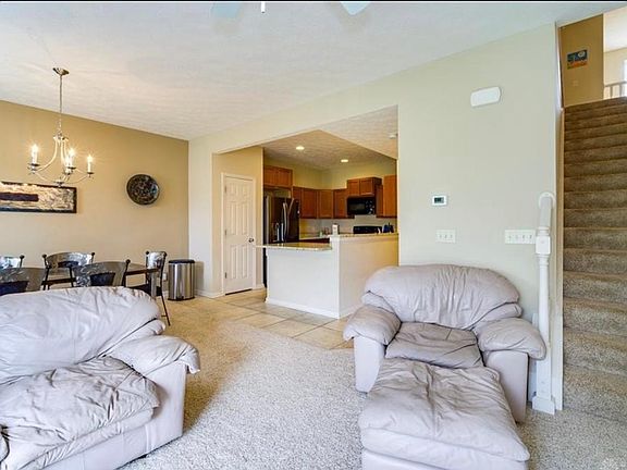 4th image of 3166 Cobblestone Ln