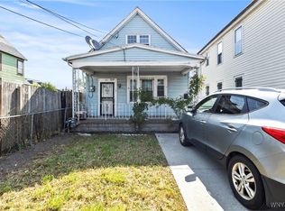 73 Quincy St, Buffalo, NY 14212